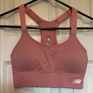 New Balance Sz M sports bra pink racket back like new